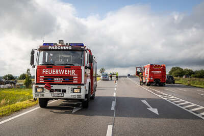 Fahrzeuglenker prallte in Pasching gegen Leitschiene BAYER-AB2-4317.jpg