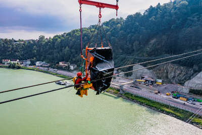 Arbeiten 100 Meter über der Donau FOKE-2021092213190009-009.jpg