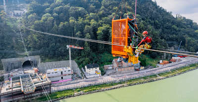 Arbeiten 100 Meter über der Donau FOKE-2021092213220019-017.jpg