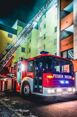 Großbrand in Linz Kleinmünchen FOKE-2021120304307354-190.jpg