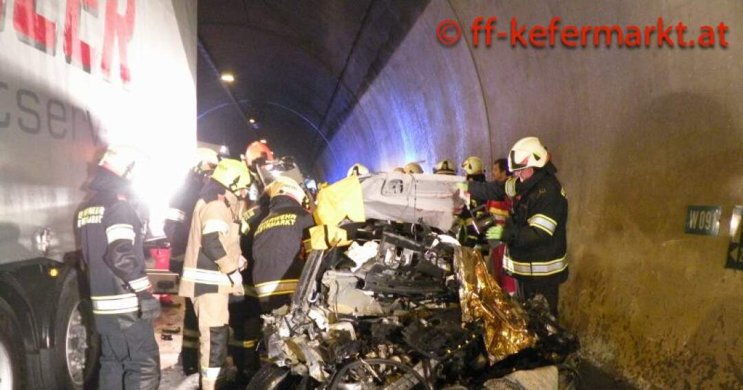 Titelbild: Zwei Todesopfer im Tunnel Neumarkt