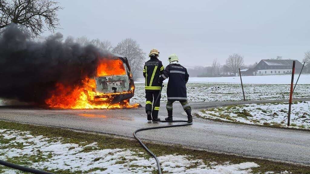 Auto brannte aus
