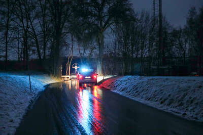 Polizisten schossen in Steyr auf Fahrzeug foke-2022012018134646-002.jpg