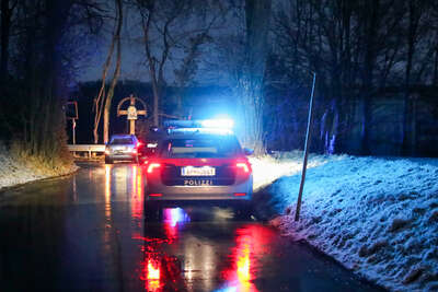 Polizisten schossen in Steyr auf Fahrzeug foke-2022012018144647-003.jpg
