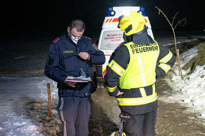 Mann stürzte in Teich Personenrettung-Alberndorf-6-von-7.jpg
