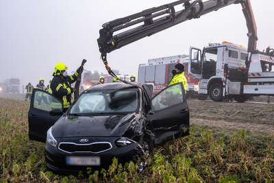Unfall auch in St. Florian - Zahlreiche Fahrzeuge verwickelt FOKE-2022021608004856-170.jpg
