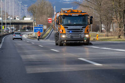 Sperre der Mühlkreis Autobahn FOKE-2022022114555293-029.jpg