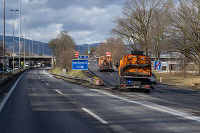 Sperre der Mühlkreis Autobahn FOKE-2022022115005316-069.jpg