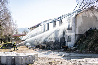 Großbrand auf einem Bauernhof in Maria Neustift BAYER-4803.jpg