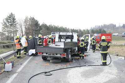 Schwerer Verkehrsunfall in Steyr foke-30410.jpg