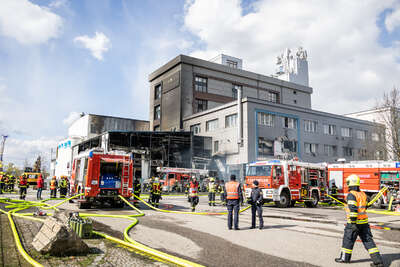 Großbrand in Ennser Betrieb BAYER-5692.jpg