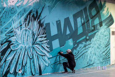 Internationale Graffiti-Künstler verschönern Notquartier für geflüchtete Menschen FOKE-2022041910208994-294.jpg