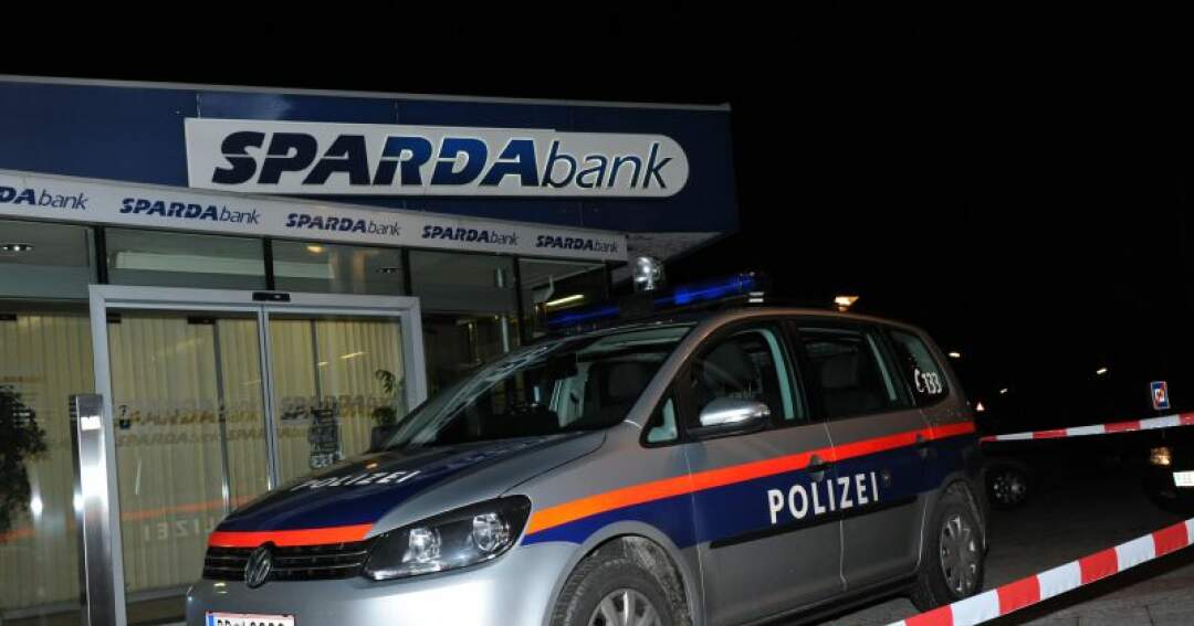 Titelbild: Raubüberfall auf Sparda-Bank Steyr