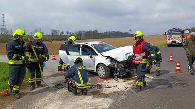 Schwerer Verkehrsunfall im Fleckendorf d1a29f-0661e02cb32448d98574b1b4d5e479f0-mv2.jpg