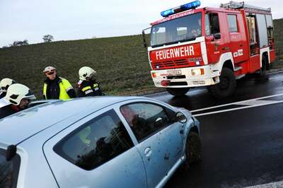 Verkehrsunfall durch Glatteis verkehrsunfall-durch-glatteis_12.jpg