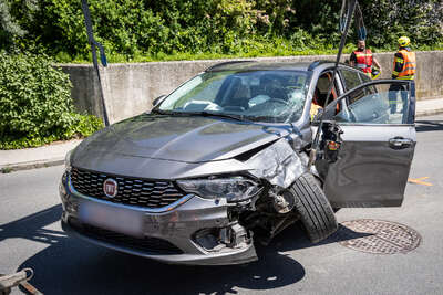 Verkehrsunfall in Straßham: Zwei Verletzte BAYER-AB2-7616.jpg