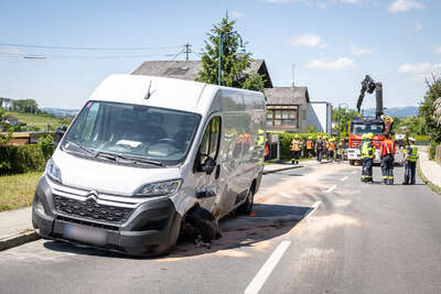 Verkehrsunfall in Straßham: Zwei Verletzte BAYER-AB2-7606.jpg