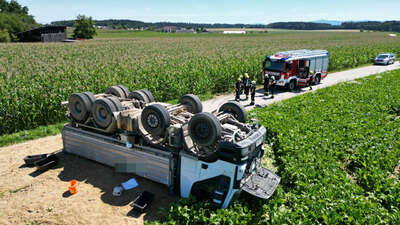 Lastwagen umgestürzt photo-2022-07-18-12-16-29.jpg