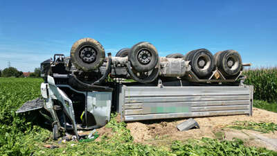 Lastwagen umgestürzt photo-2022-07-18-12-16-35.jpg