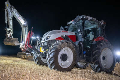 Landwirt verunfallt auf Getreidefeld mit Traktorgespann FOKE-2022071822197459-052.jpg
