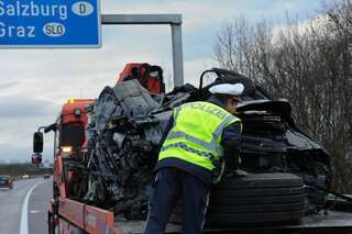 Verkehrsunfall auf der A25 forderte Todesopfer vu-a25_10.jpg
