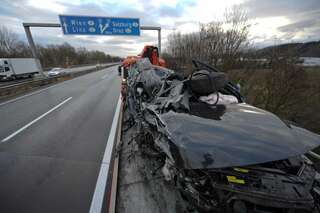 Verkehrsunfall auf der A25 forderte Todesopfer vu-a25_16.jpg