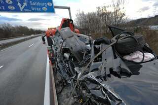 Verkehrsunfall auf der A25 forderte Todesopfer vu-a25_17.jpg