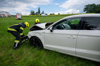 Vier Verletzte bei Verkehrsunfall VU-Alberndorf-11-von-12.jpg