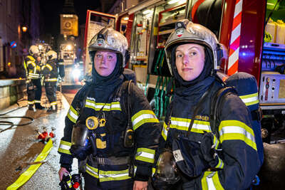 Zwei Personen bei Wohnungsbrand von Feuerwehr gerettet FOKE-2022091919202452-112.jpg