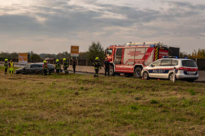 Unfall auf der Autobahnabfahrt Laakirchen Ost DSC-3591.jpg