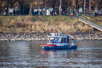 Drachenboot auf der Donau gekentert BAYER-AB2-0798.jpg