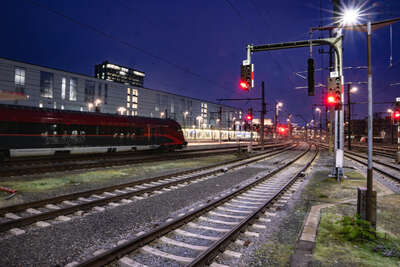 Züge im ganzen Land stehen still FOKE-2022112807500131-171.jpg