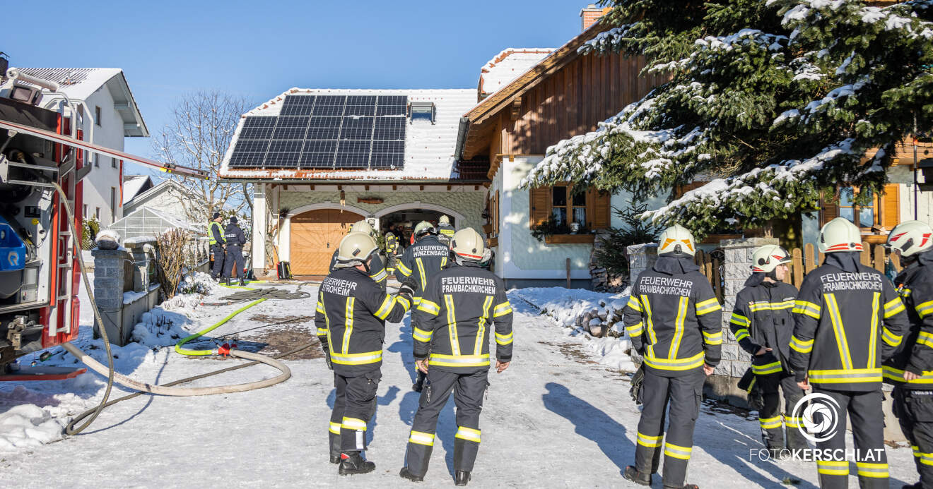 10 Feuerwehren bei Wohnhausbrand im Einsatz