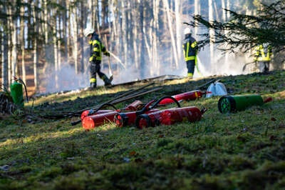 Brand einer Hütte am Attersee FVM-7735.jpg