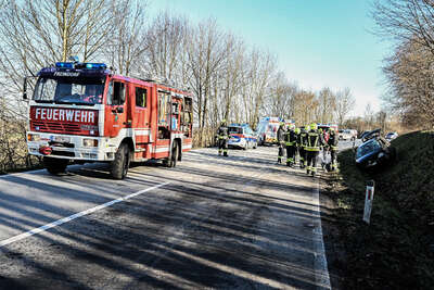 Zwei Verletzte bei Verkehrsunfall in Ansfelden A765AEB4-FE31-42D8-AE00-5928F5C99B1D.jpg