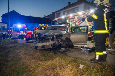 Unfall im Ortszentrum von Alberndorf VU-Alberndorf-5.jpg