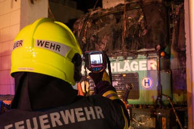 Brand in einem Gewerbebetrieb in Eberstalzell FVM-8019.jpg