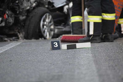 Verkehrsunfall in Sierning fordert zwei Verletzte DSC-0415.jpg