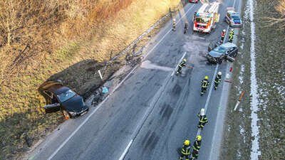 Verkehrsunfall in Sierning fordert zwei Verletzte dji-fly-20230209-160526-45-1675955141462-photo.jpg