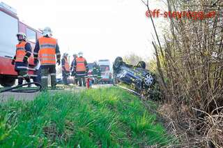 Frau bei Verkehrsunfall in Steyregg schwer verletzt vu-steyregg_05.jpg