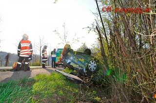 Frau bei Verkehrsunfall in Steyregg schwer verletzt vu-steyregg_07.jpg