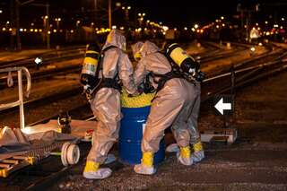 Schadstoffaustritt am Linzer Frachtenbahnhof schadstoffaustritt-linz_30.jpg