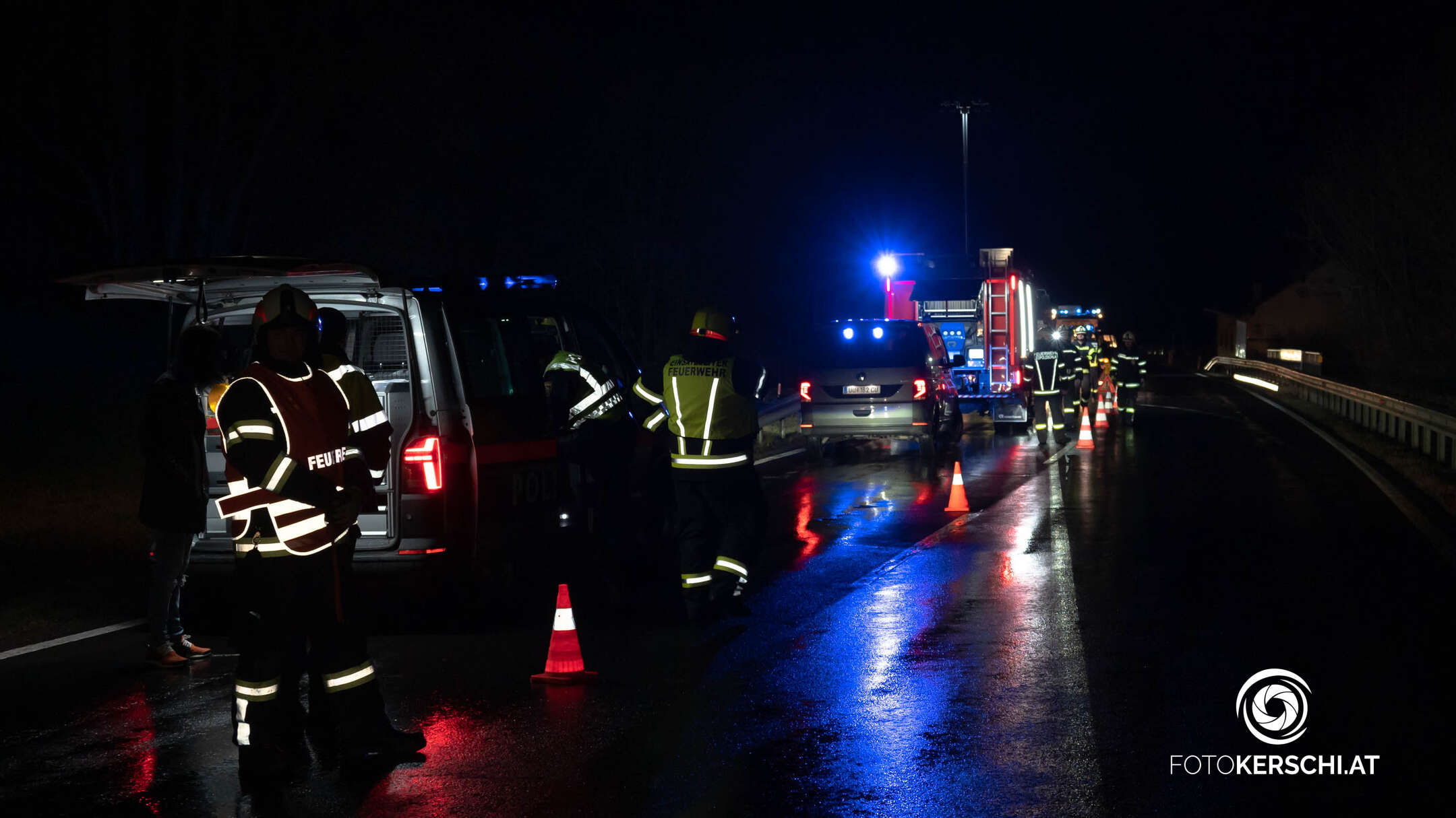 Verkehrsunfall auf der B310 bei Wullowitz: Feuerwehr im Einsatz