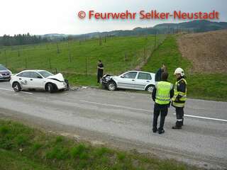 Verkehrsunfall am Ortsbeginn von Selker p1040707.jpg