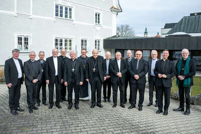 Seitenstetten: Bischöfe und Caritas-Spitzen tagen gemeinsam FOKE-2023031316068790-025.jpg