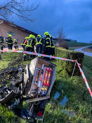 Unfall in Sankt Florian: Fahrer übersteht Sekundenschlaf unverletzt 2C2F7955-2745-4DE7-98AF-C587390FB11E.jpg