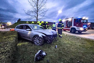 Unfall in Sankt Florian: Fahrer übersteht Sekundenschlaf unverletzt BB354996-4ED7-4EFE-A8B8-227F71A6C3F0.jpg