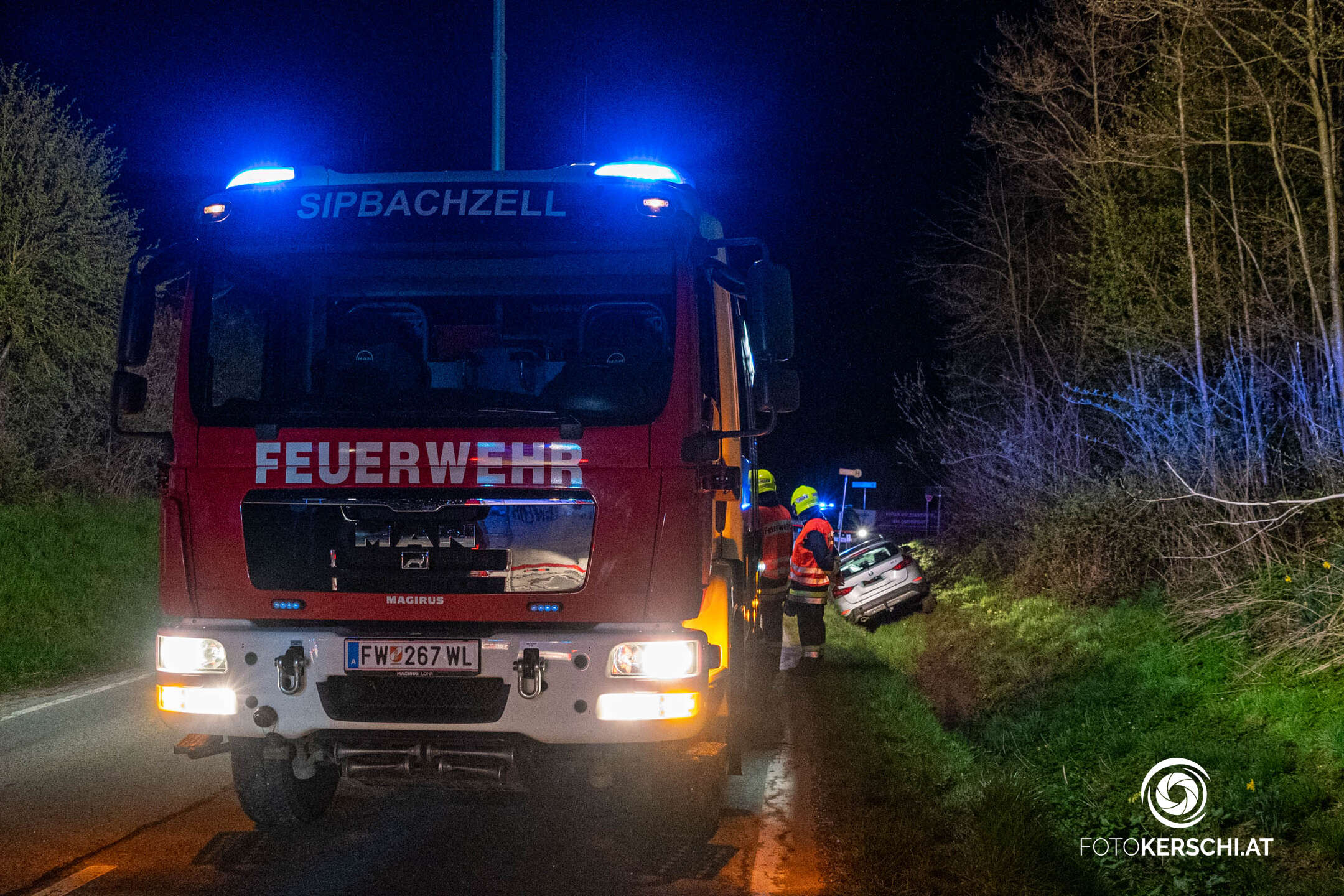 Pkw kam in Sipbachzell von der Fahrbahn ab-Lenker unverletzt