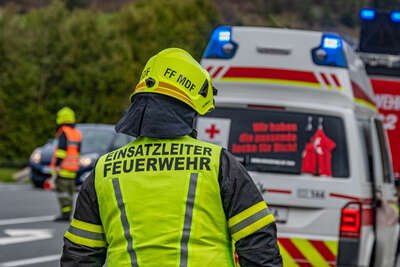 Kreuzungskollision in Micheldorf fordert eine verletzte Person DSC-8595.jpg