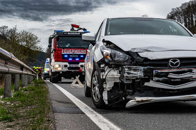 Kreuzungskollision in Micheldorf fordert eine verletzte Person DSC-8611.jpg